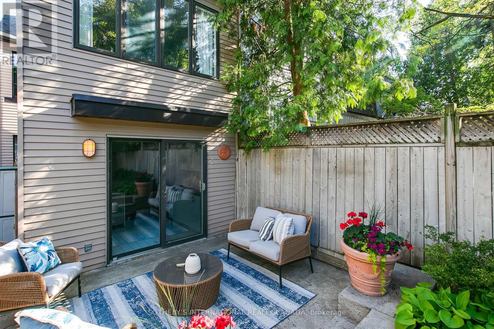 48 Salisbury Avenue, Toronto, Ontario  M4X 1C4 - Photo 30 - C12375472