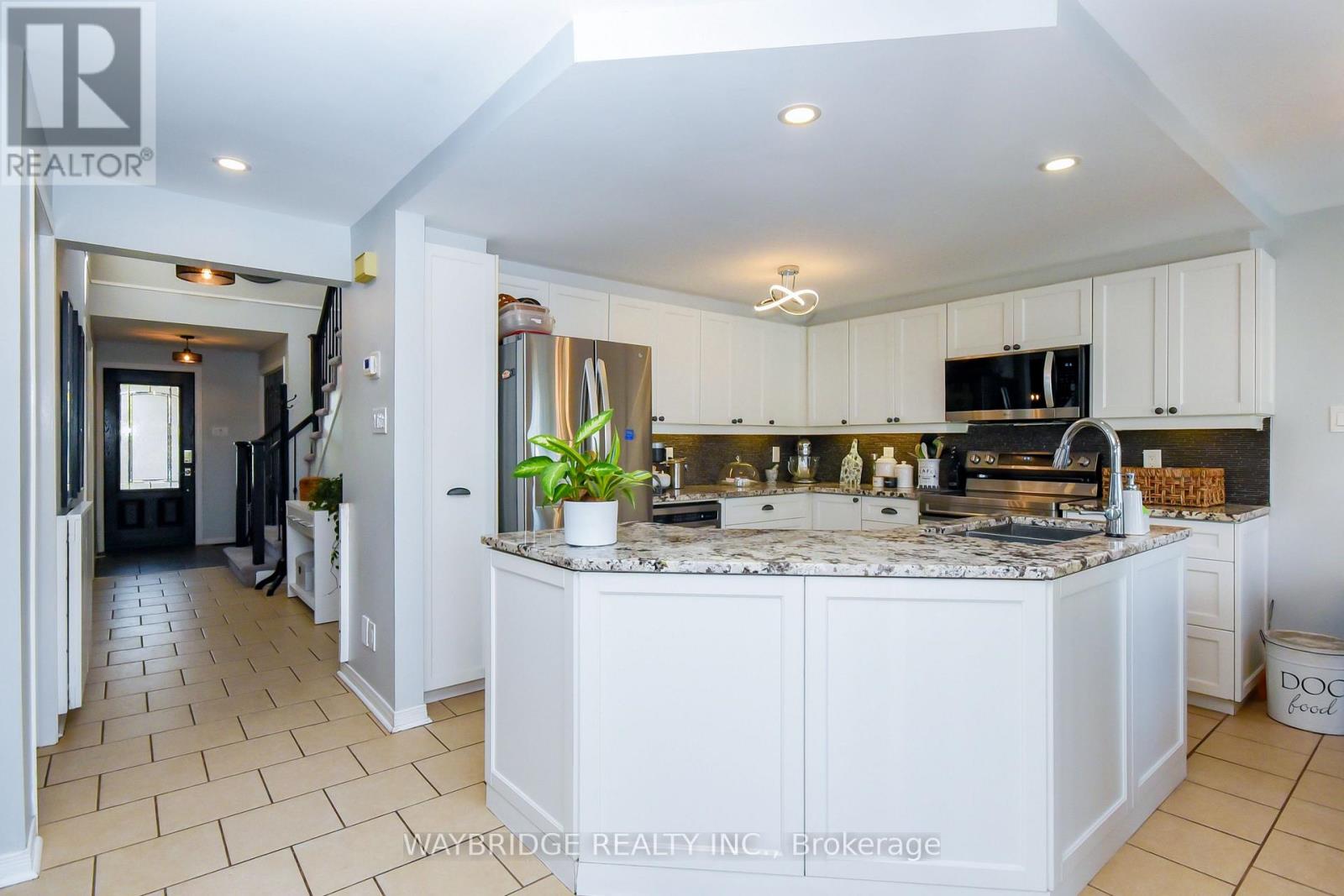 27 Chatham Gardens, Ottawa, Ontario  K2J 3M2 - Photo 15 - X12417140