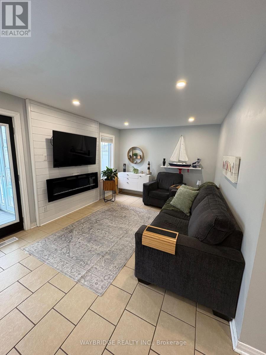 27 Chatham Gardens, Ottawa, Ontario  K2J 3M2 - Photo 21 - X12417140