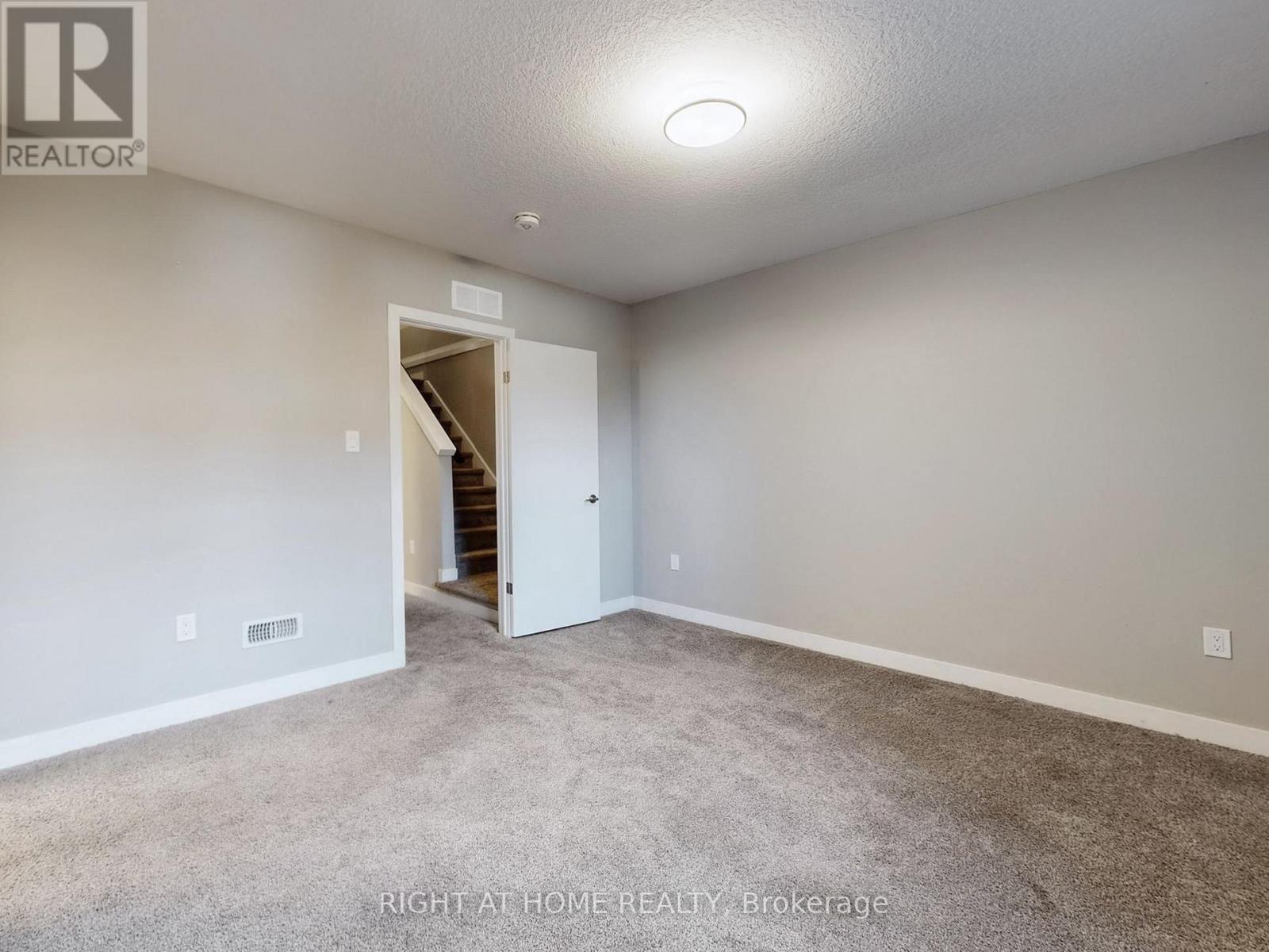 07 - 83 Beechwood Avenue, Guelph, Ontario  N1H 5Z7 - Photo 30 - X12417086