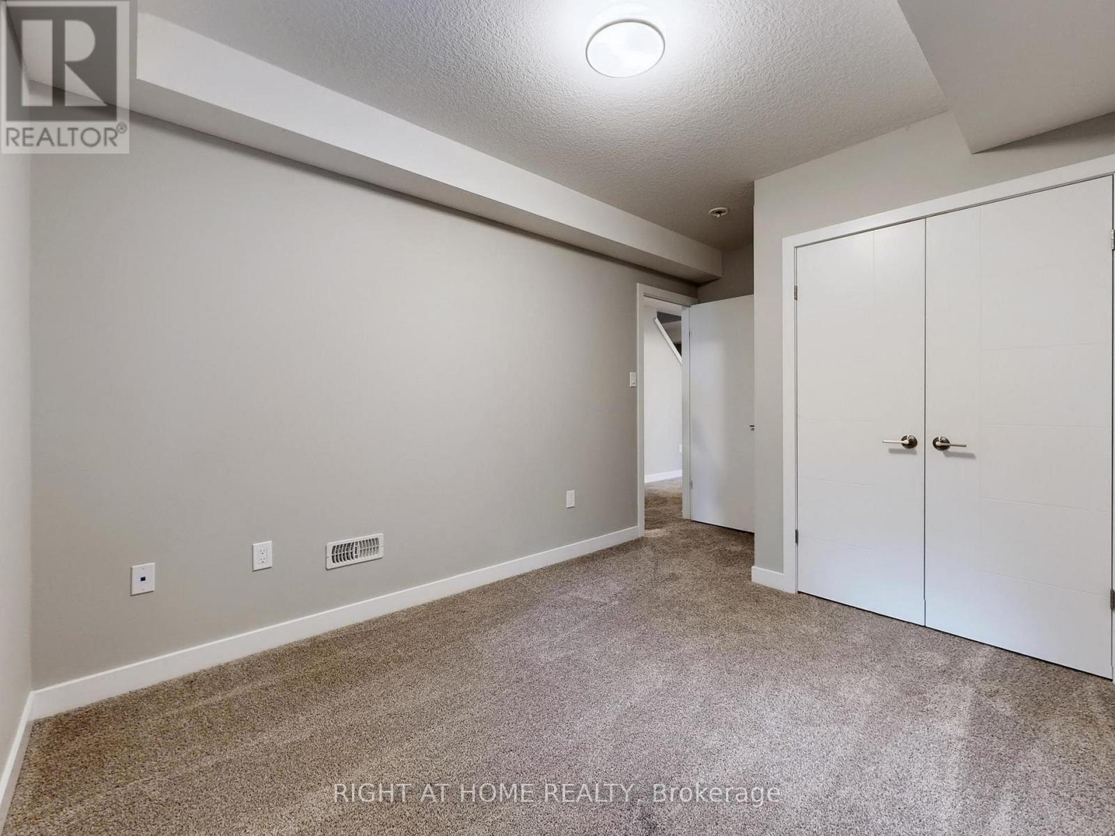 07 - 83 Beechwood Avenue, Guelph, Ontario  N1H 5Z7 - Photo 38 - X12417086
