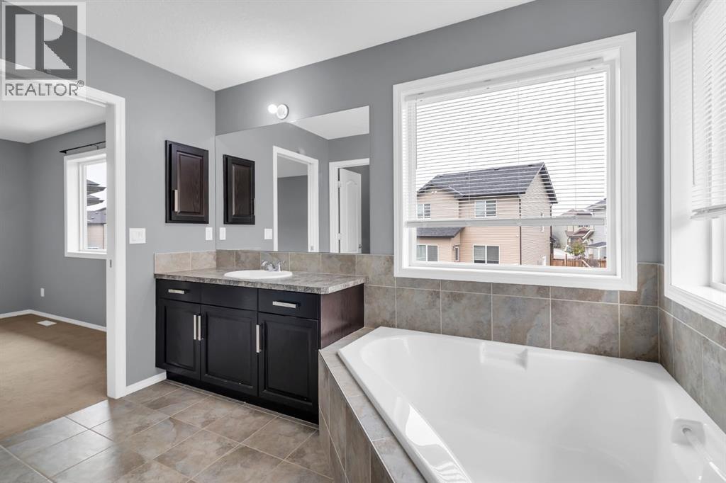 66 Skyview Shores Terrace Ne, Calgary, Alberta  T3N 0A5 - Photo 33 - A2254796