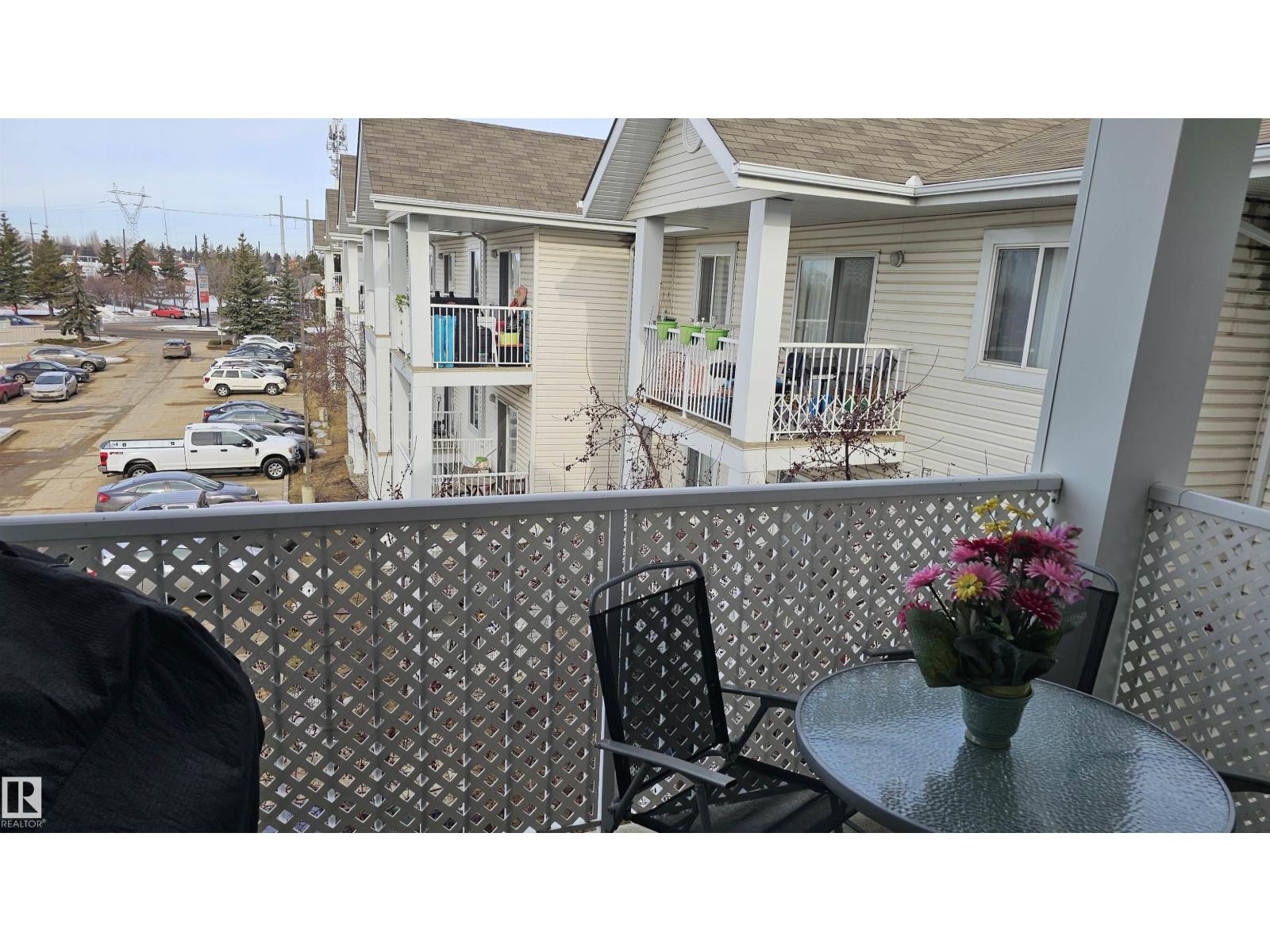 #301 9525 162 Av Nw, Edmonton, Alberta  T5Z 3V2 - Photo 11 - E4458777