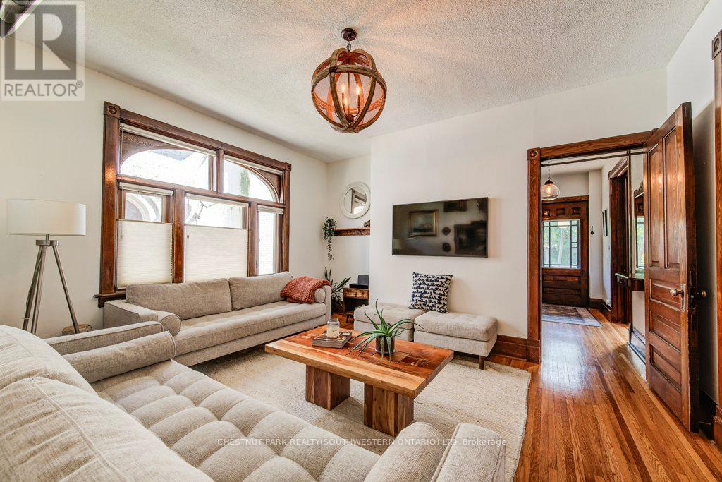 350 Queen Street S, Kitchener, Ontario  N2G 1W7 - Photo 14 - X12285628