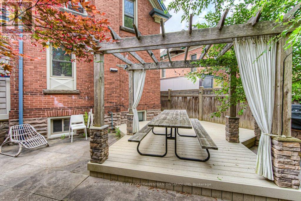 350 Queen Street S, Kitchener, Ontario  N2G 1W7 - Photo 46 - X12285628