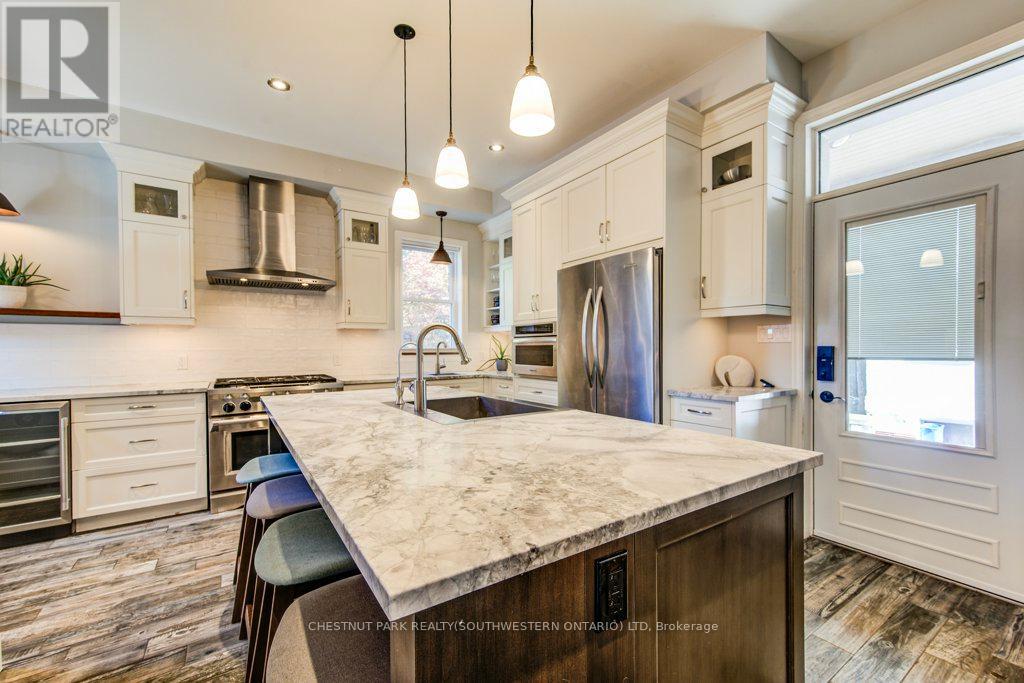 350 Queen Street S, Kitchener, Ontario  N2G 1W7 - Photo 18 - X12285628