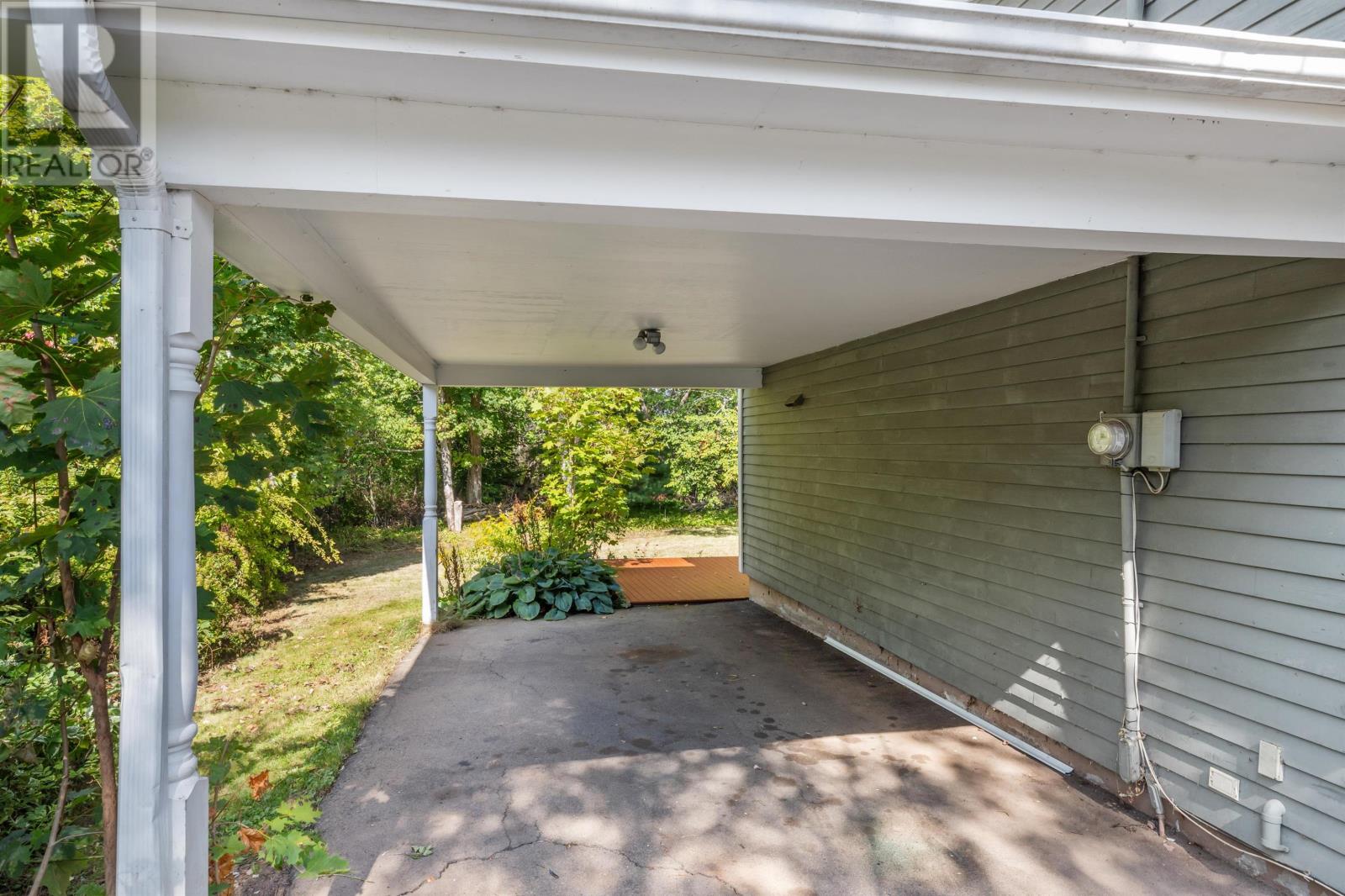 61 Glencove Dr, Stratford, Prince Edward Island  C1B 1Y2 - Photo 4 - 202523886