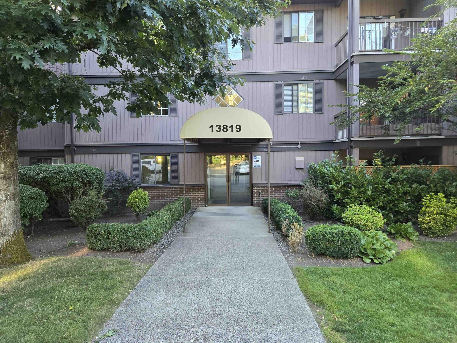 2203 13819 100 AVENUE, Surrey, British Columbia