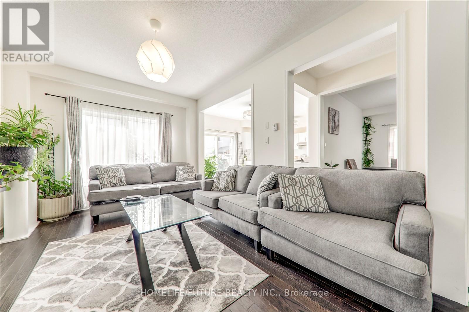 47 Henry Smith Avenue, Clarington, Ontario  L1C 0W1 - Photo 10 - E12417148