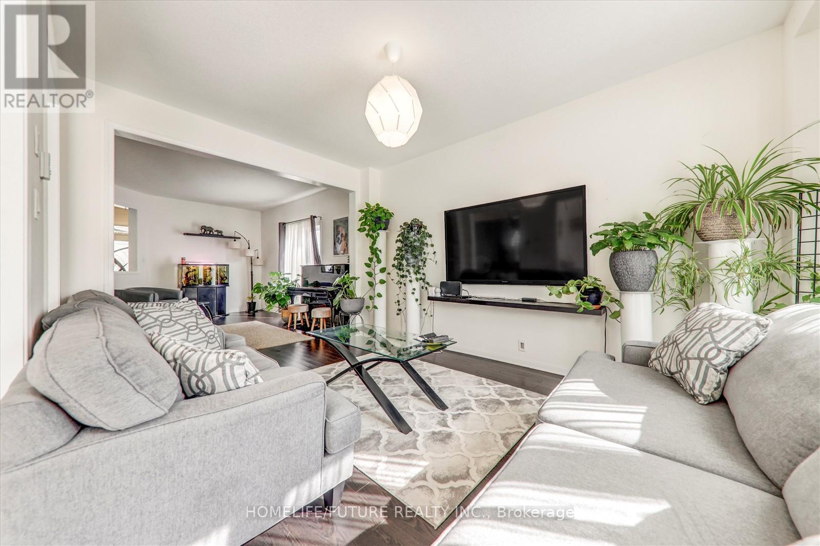 47 Henry Smith Avenue, Clarington, Ontario  L1C 0W1 - Photo 13 - E12417148