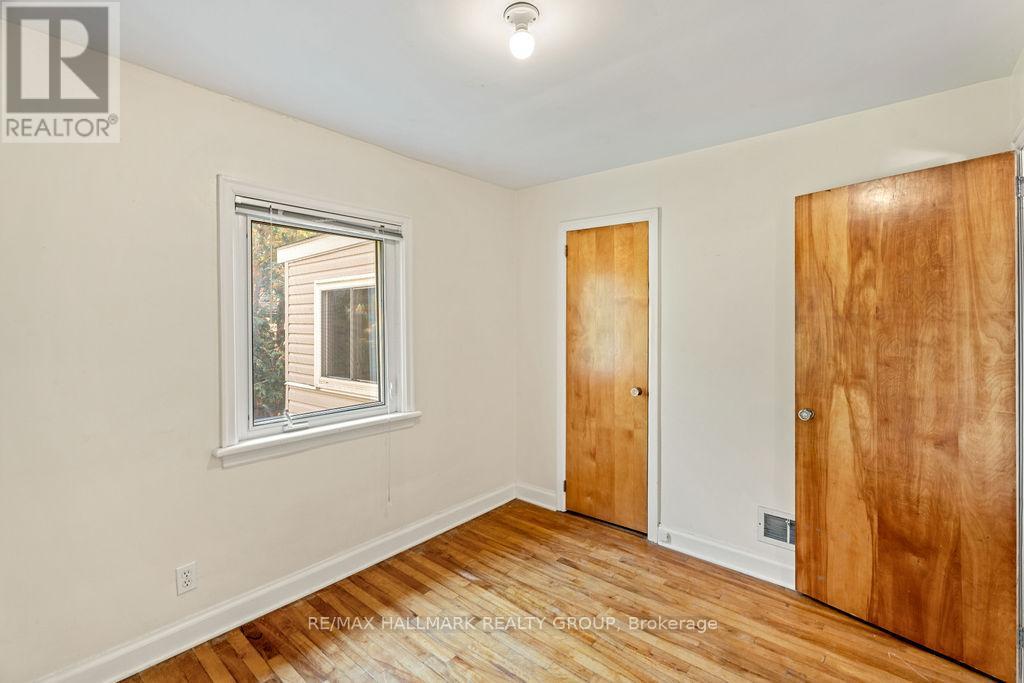 2 - 359 Dominion Avenue, Ottawa, Ontario  K2A 2H1 - Photo 22 - X12296072