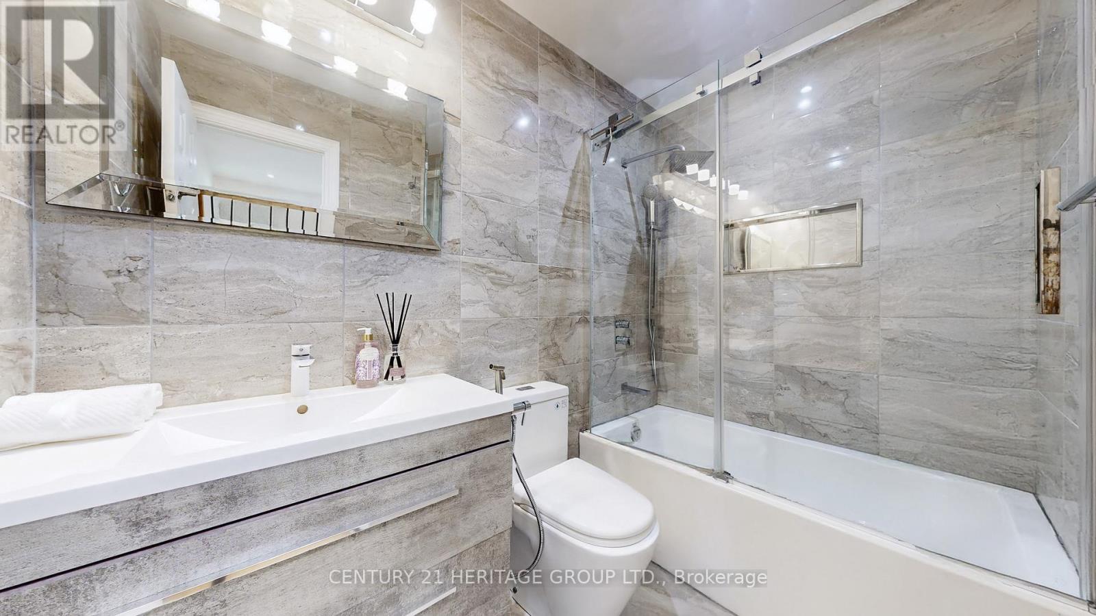 192 Winding Lane, Vaughan, Ontario  L4J 5J2 - Photo 28 - N12417133
