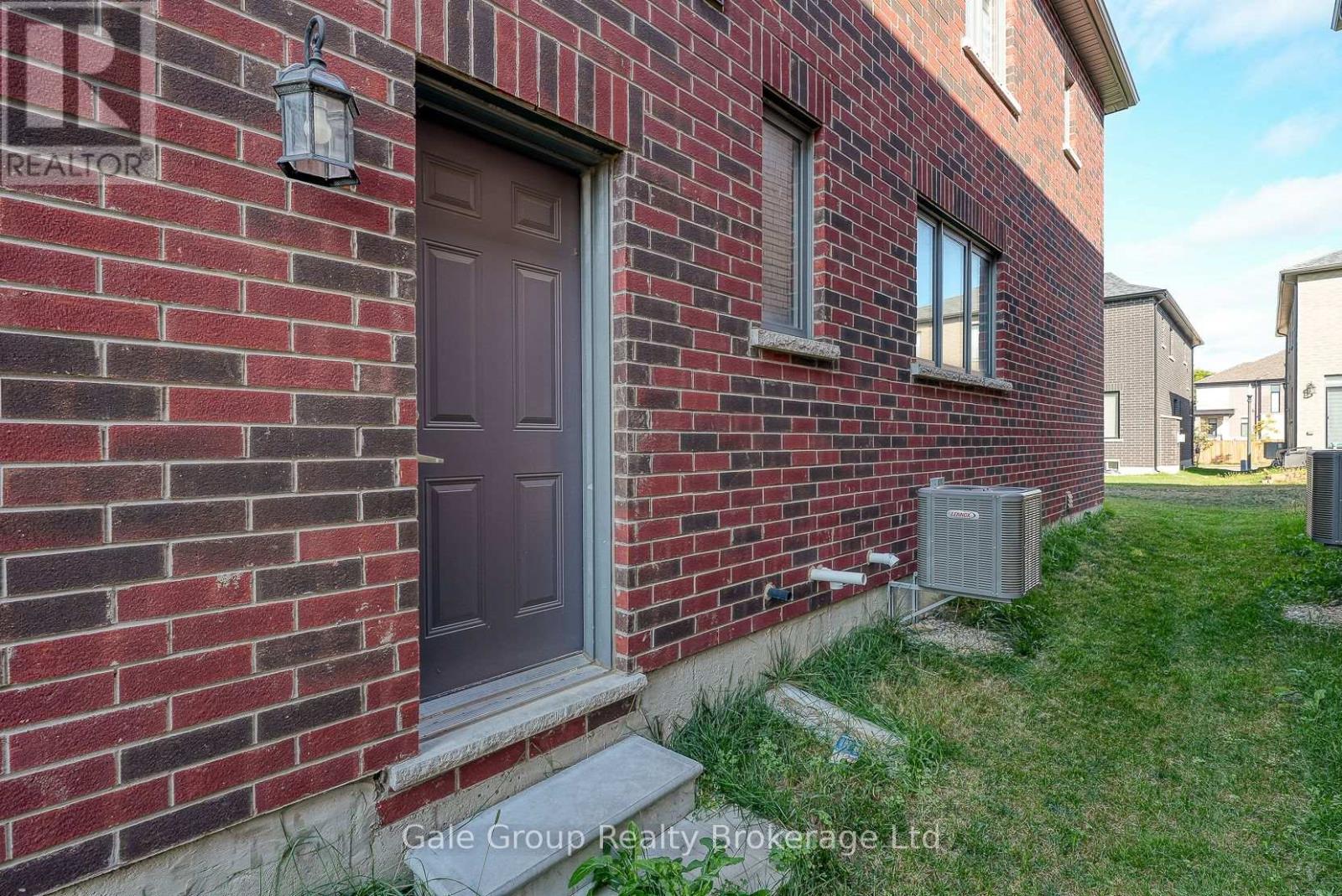 161 Silverwood Crescent, Woodstock, Ontario  N4T 0M6 - Photo 6 - X12412638