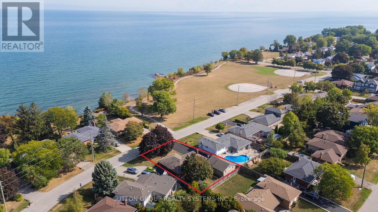83 LAKESIDE DRIVE, Grimsby, Ontario