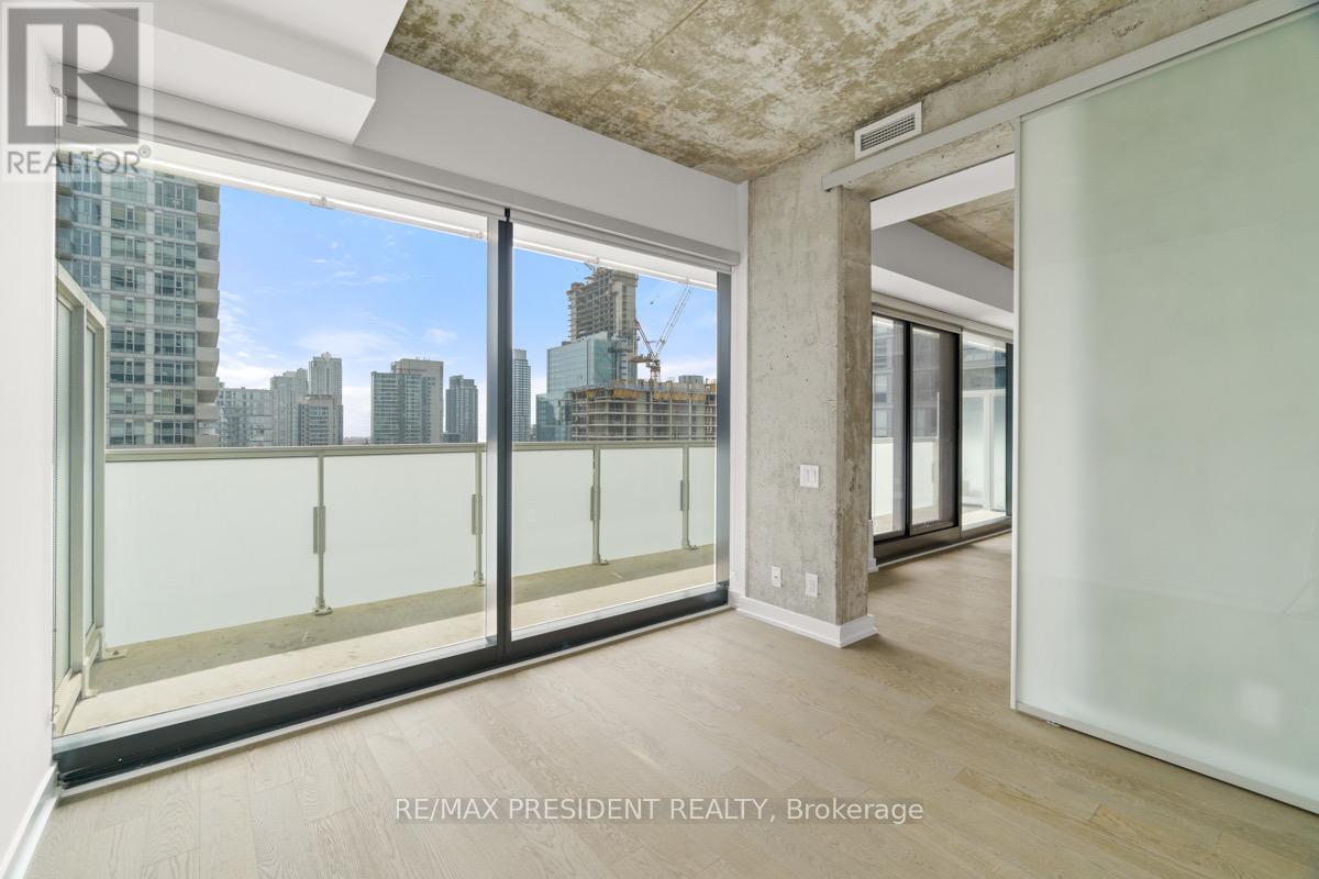 2301 - 11 CHARLOTTE STREET, Toronto, Ontario