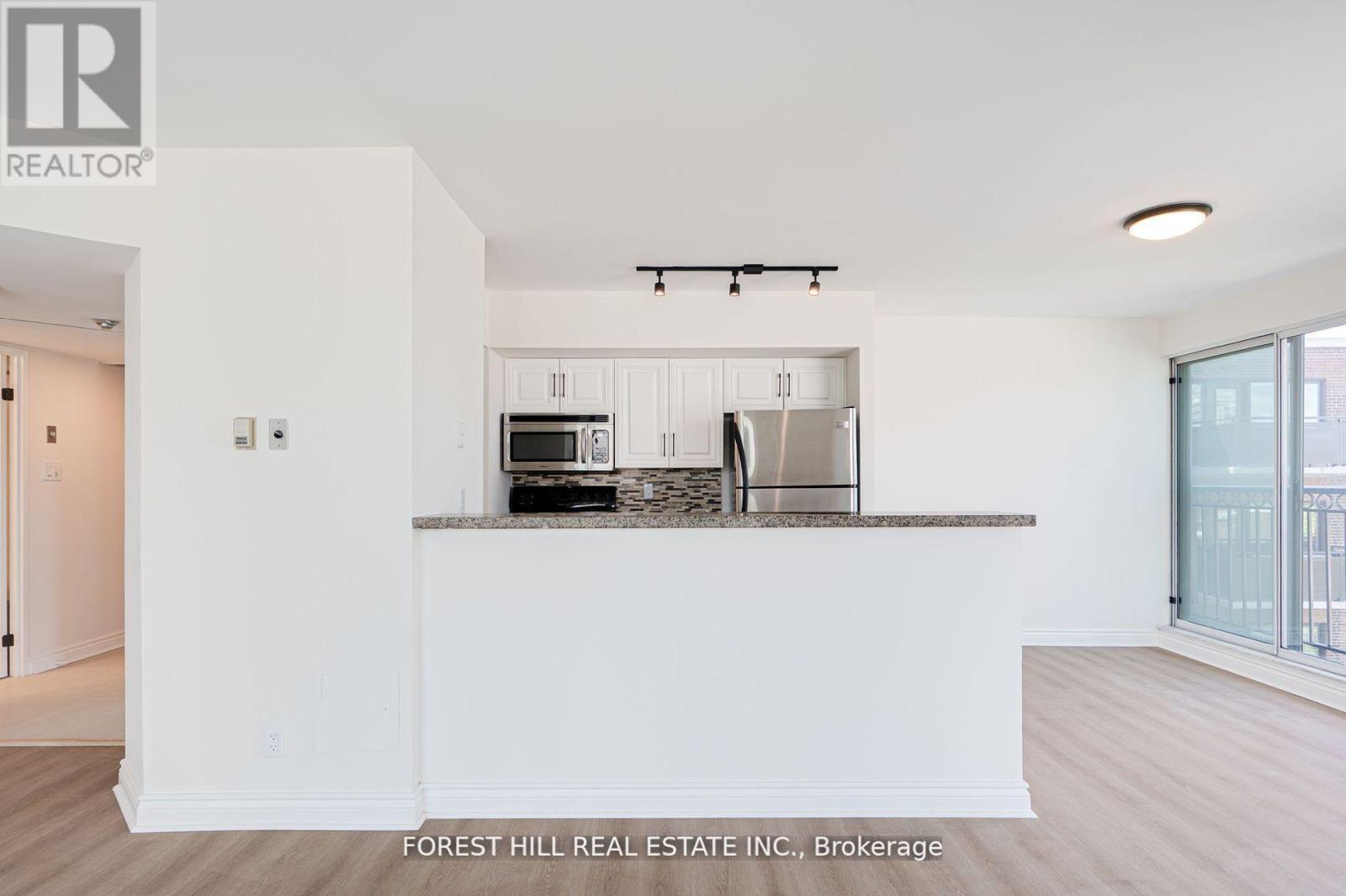 804 - 97 Lawton Boulevard, Toronto, Ontario  M4V 1Z6 - Photo 11 - C12417170