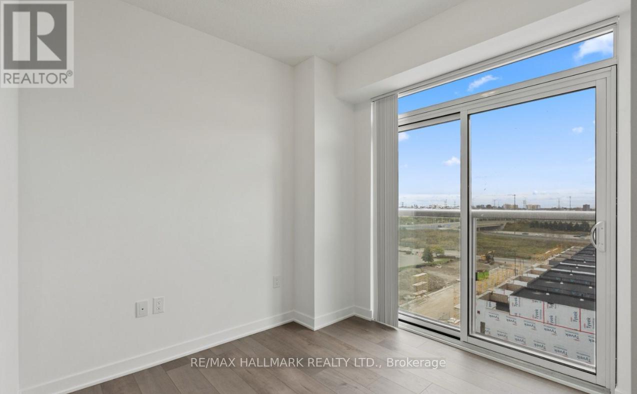 820 - 60 Honeycrisp Crescent, Vaughan, Ontario  L4K 0N5 - Photo 13 - N12417168