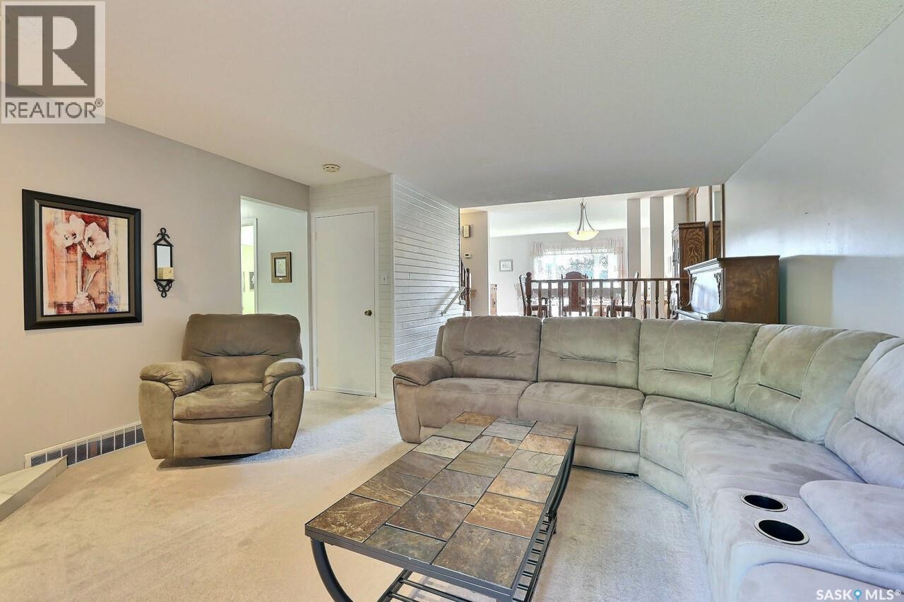 3248 Maclachlan Crescent, Regina, Saskatchewan  S4R 8H5 - Photo 18 - SK018731