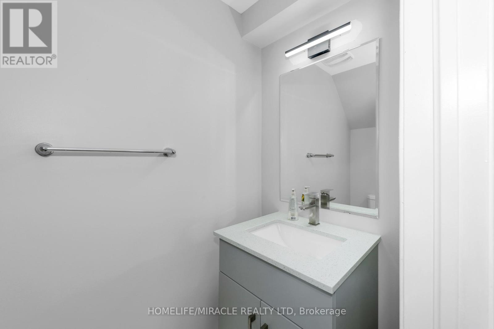 5 Stewardship Road, Brampton, Ontario  L7A 4W5 - Photo 7 - W12417160