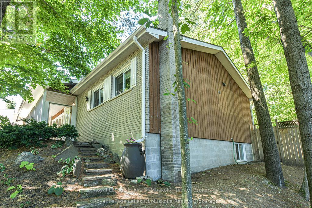115 Douglas Street, Gravenhurst, Ontario  P1P 1A4 - Photo 15 - X12417211