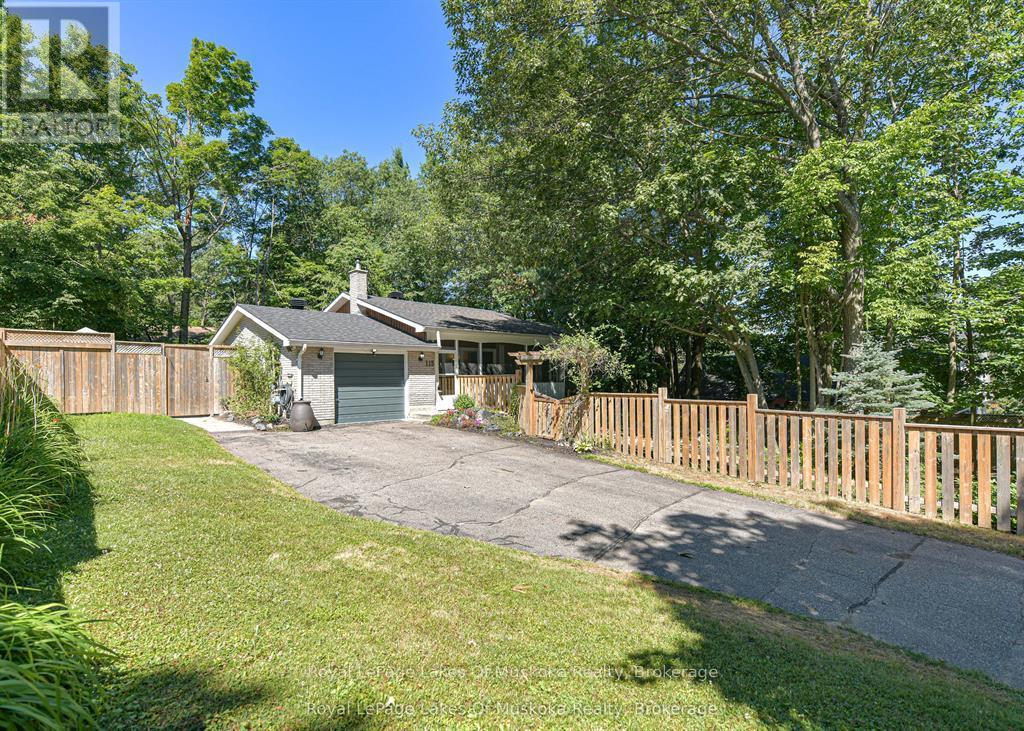 115 Douglas Street, Gravenhurst, Ontario  P1P 1A4 - Photo 26 - X12417211