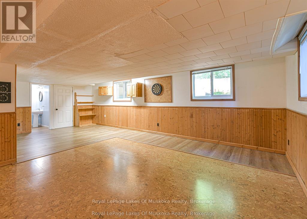 115 Douglas Street, Gravenhurst, Ontario  P1P 1A4 - Photo 46 - X12417211