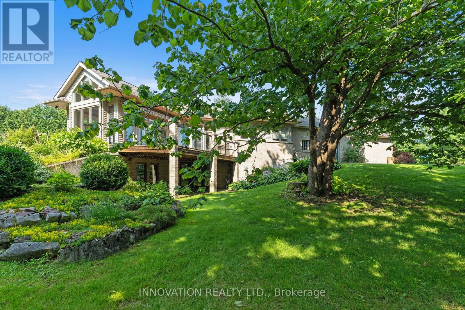 52 Cedarhill Drive, Ottawa, Ontario  K2R 1C3 - Photo 47 - X12417181