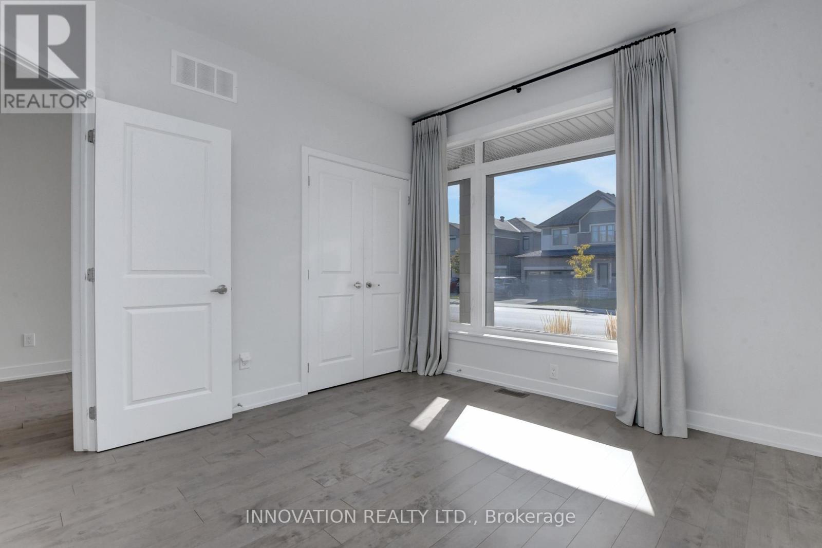 565 Bobolink Ridge, Ottawa, Ontario  K2S 2P4 - Photo 28 - X12417197
