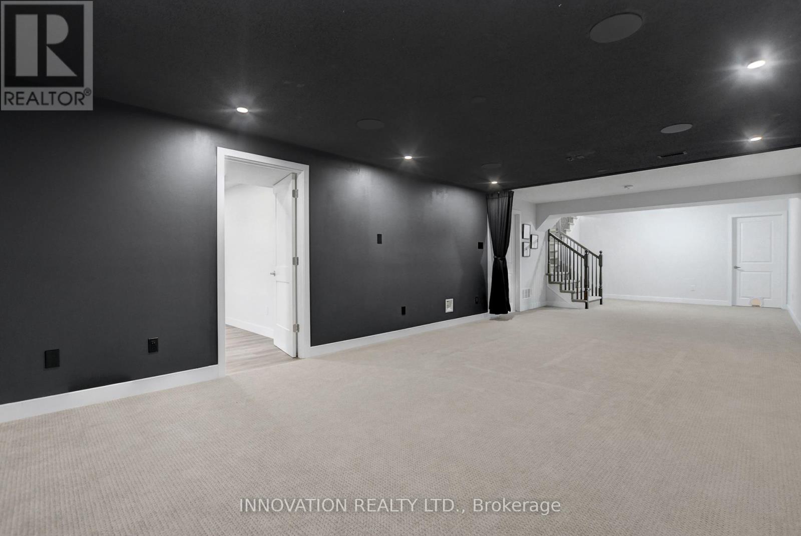 565 Bobolink Ridge, Ottawa, Ontario  K2S 2P4 - Photo 38 - X12417197