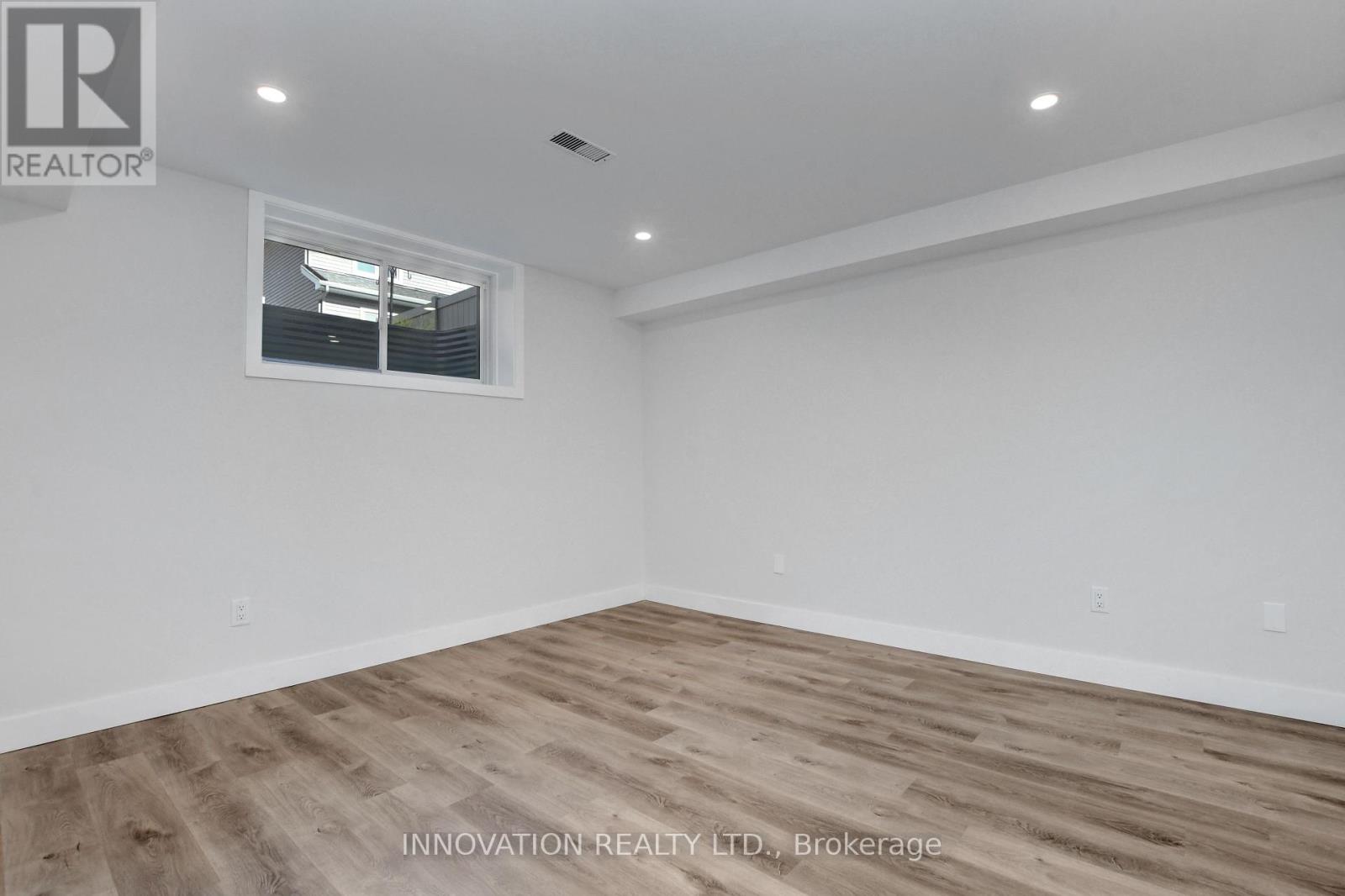 565 Bobolink Ridge, Ottawa, Ontario  K2S 2P4 - Photo 39 - X12417197