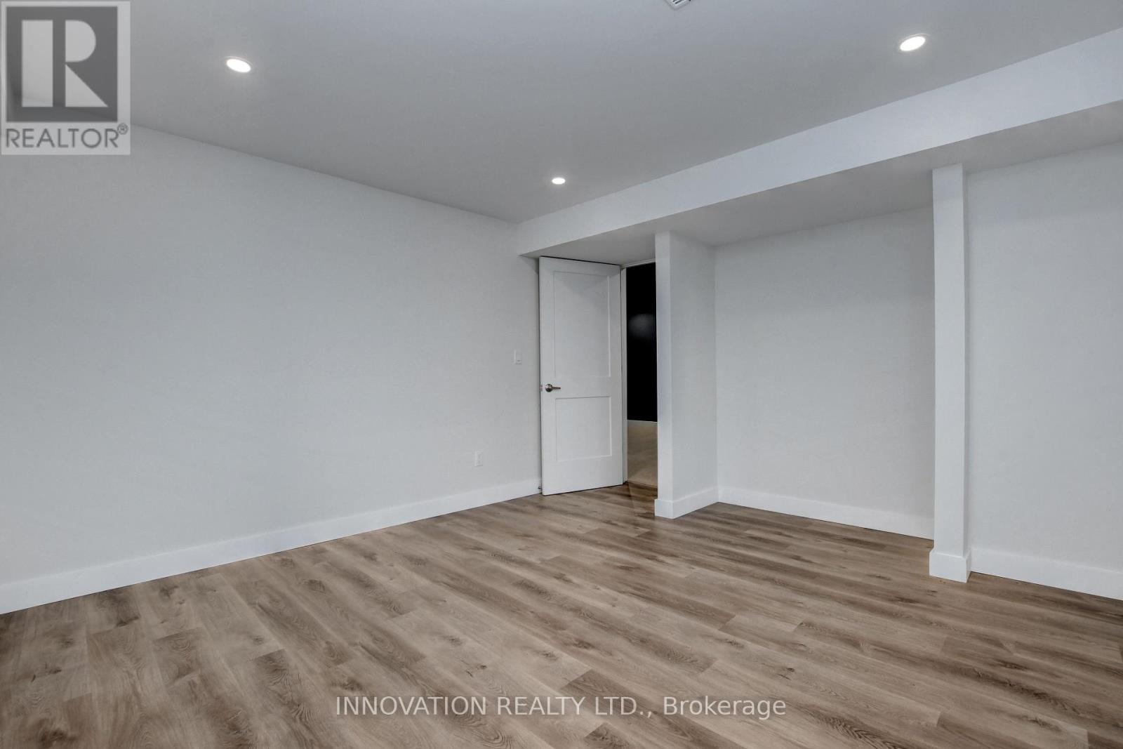 565 Bobolink Ridge, Ottawa, Ontario  K2S 2P4 - Photo 41 - X12417197