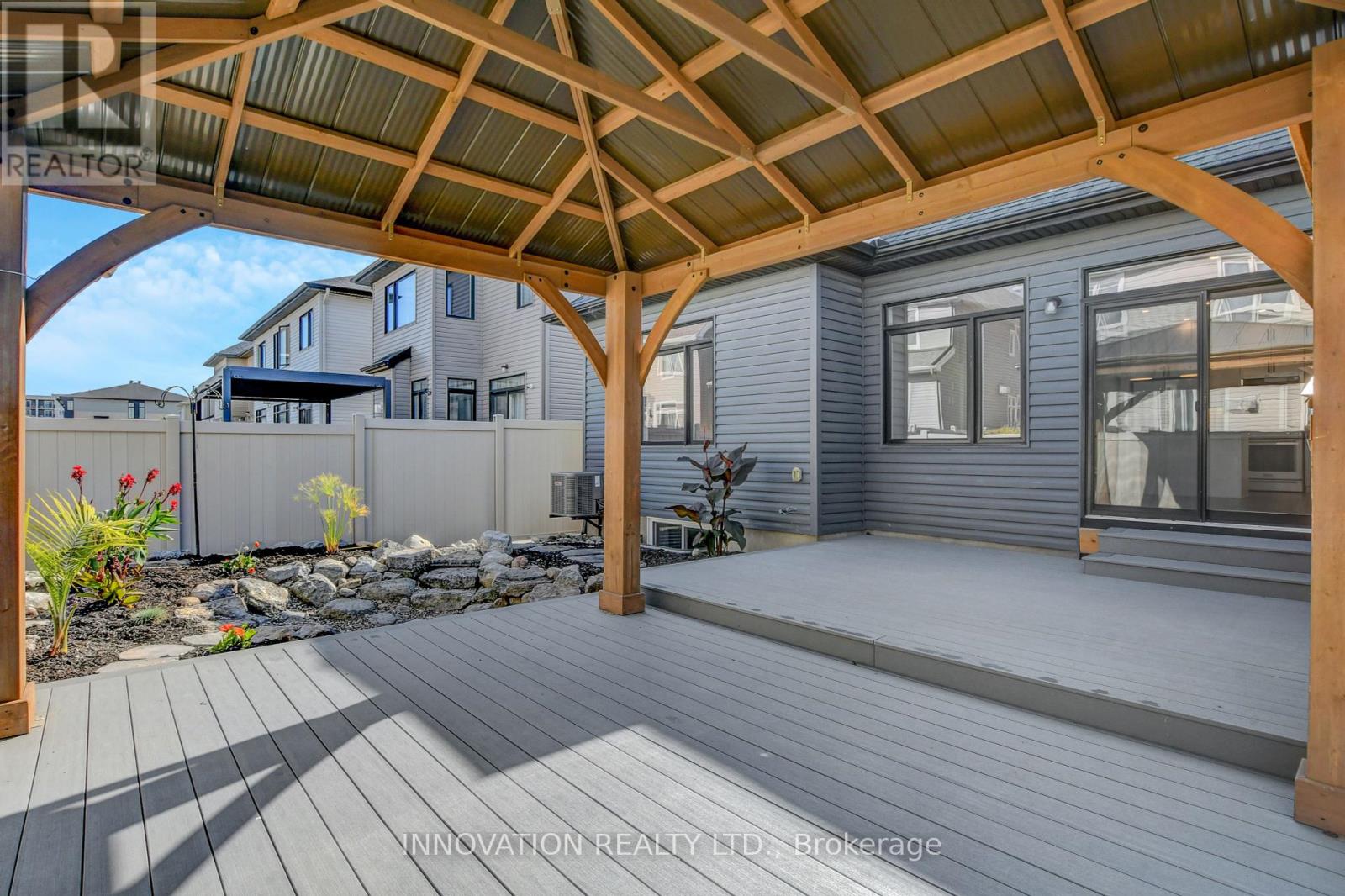 565 Bobolink Ridge, Ottawa, Ontario  K2S 2P4 - Photo 46 - X12417197