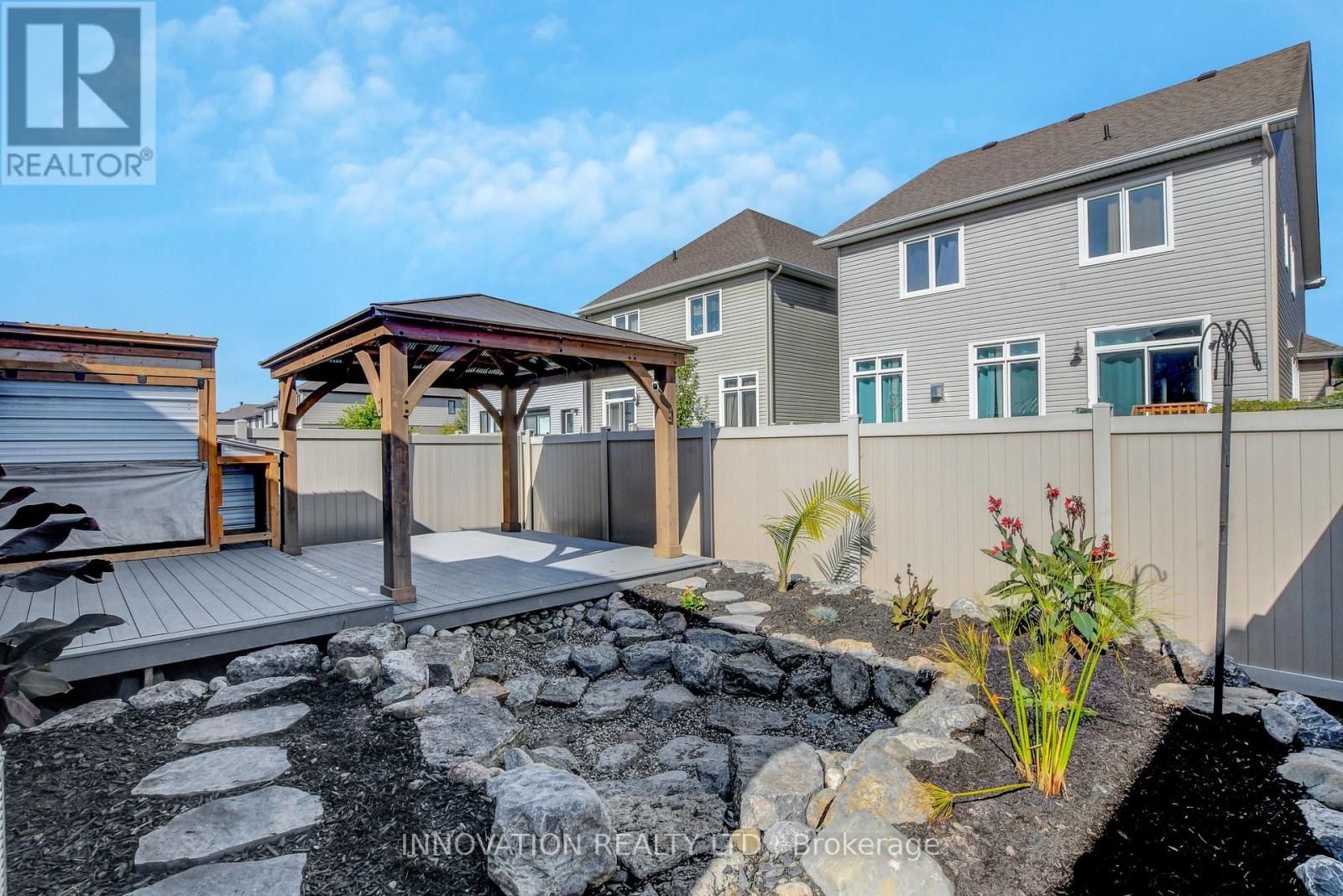 565 Bobolink Ridge, Ottawa, Ontario  K2S 2P4 - Photo 49 - X12417197