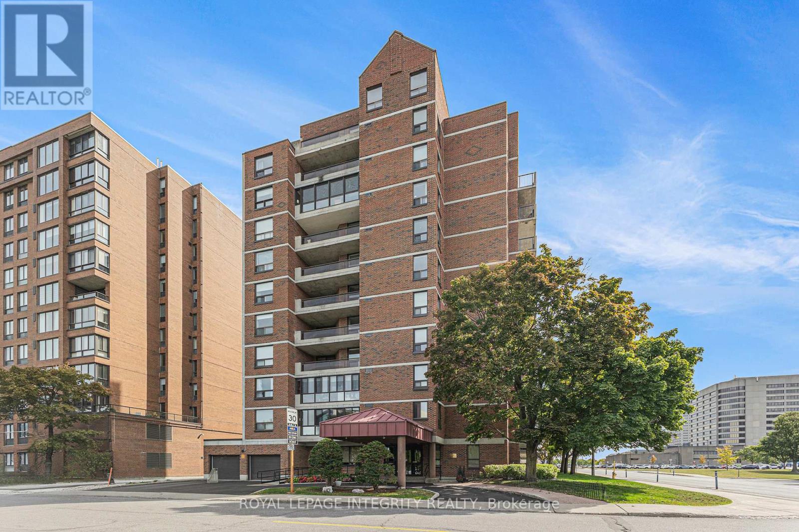 602 - 50 Emmerson Avenue, Ottawa, Ontario  K1Y 4P7 - Photo 2 - X12417206