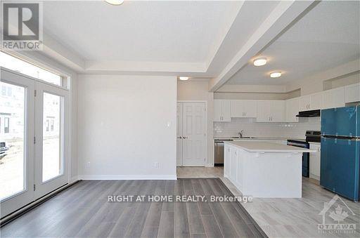 201 Billrian Crescent, Ottawa, Ontario  K2S 3A6 - Photo 11 - X12411038