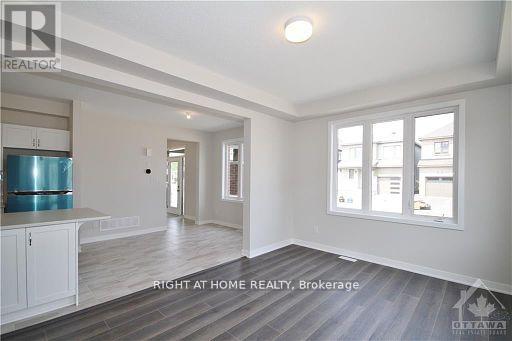 201 Billrian Crescent, Ottawa, Ontario  K2S 3A6 - Photo 10 - X12411038