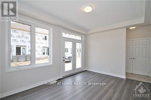 201 Billrian Crescent, Ottawa, Ontario  K2S 3A6 - Photo 12 - X12411038
