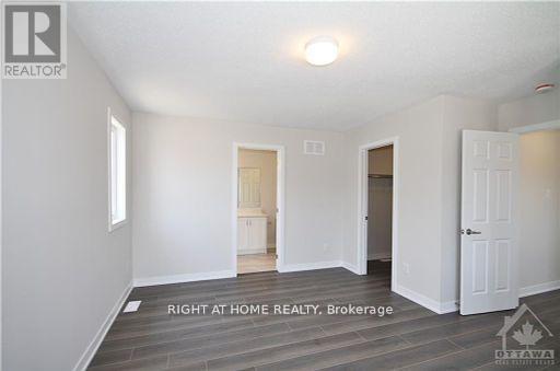 201 Billrian Crescent, Ottawa, Ontario  K2S 3A6 - Photo 24 - X12411038