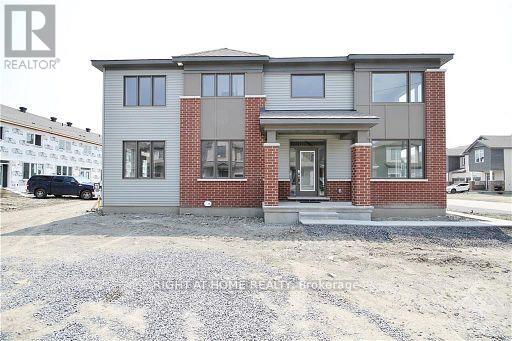 201 Billrian Crescent, Ottawa, Ontario  K2S 3A6 - Photo 4 - X12411038