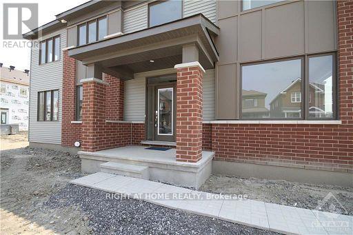 201 Billrian Crescent, Ottawa, Ontario  K2S 3A6 - Photo 5 - X12411038
