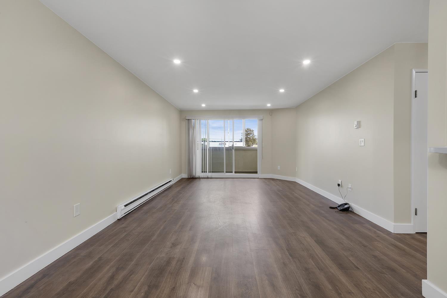 101 7175 134 Street, Surrey, British Columbia  V3W 4T1 - Photo 14 - R3050311