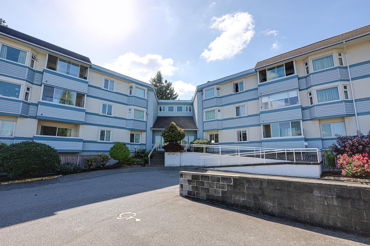 101 7175 134 Street, Surrey, British Columbia  V3W 4T1 - Photo 2 - R3050311