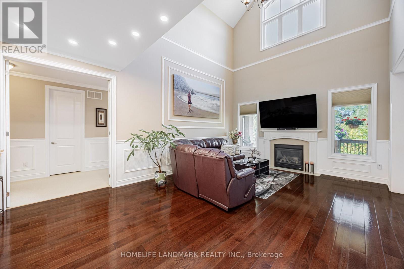 940 Riverside Drive, Ajax (Central West), Ontario  L1T 3S2 - Photo 12 - E12345848
