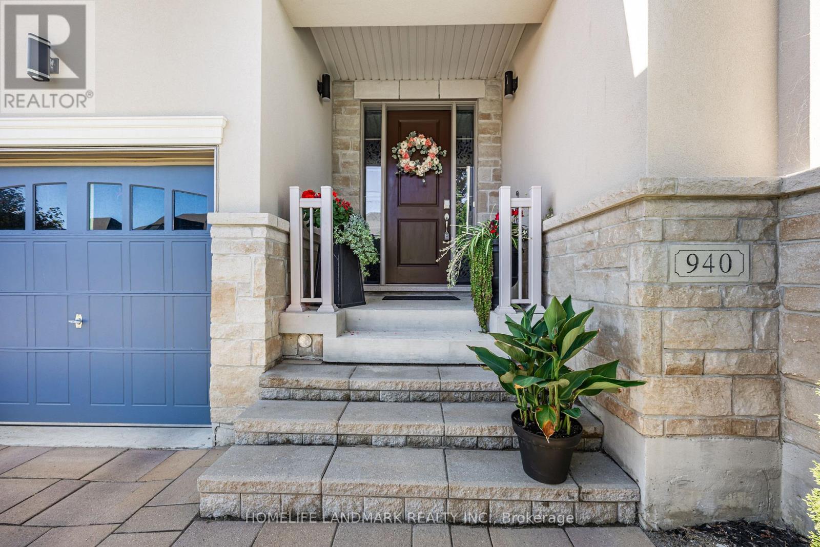 940 Riverside Drive, Ajax (Central West), Ontario  L1T 3S2 - Photo 3 - E12345848