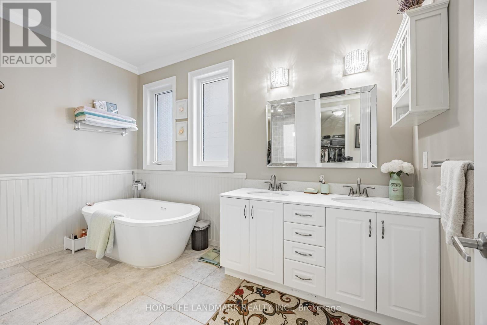 940 Riverside Drive, Ajax (Central West), Ontario  L1T 3S2 - Photo 28 - E12345848