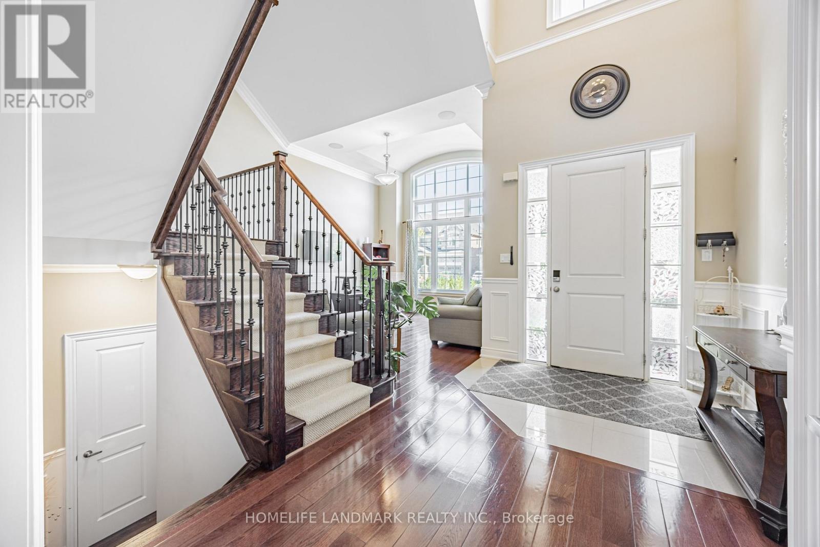 940 Riverside Drive, Ajax (Central West), Ontario  L1T 3S2 - Photo 4 - E12345848