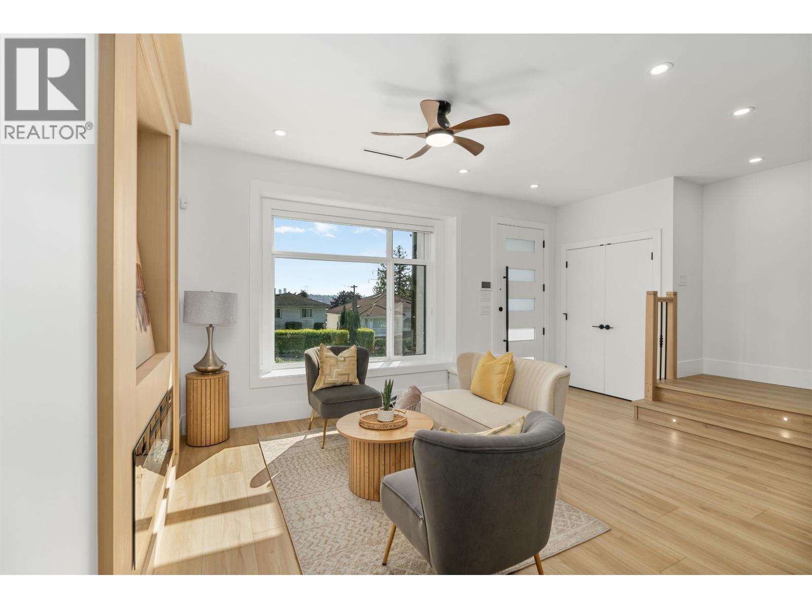 3749 UNION STREET, Burnaby, British Columbia