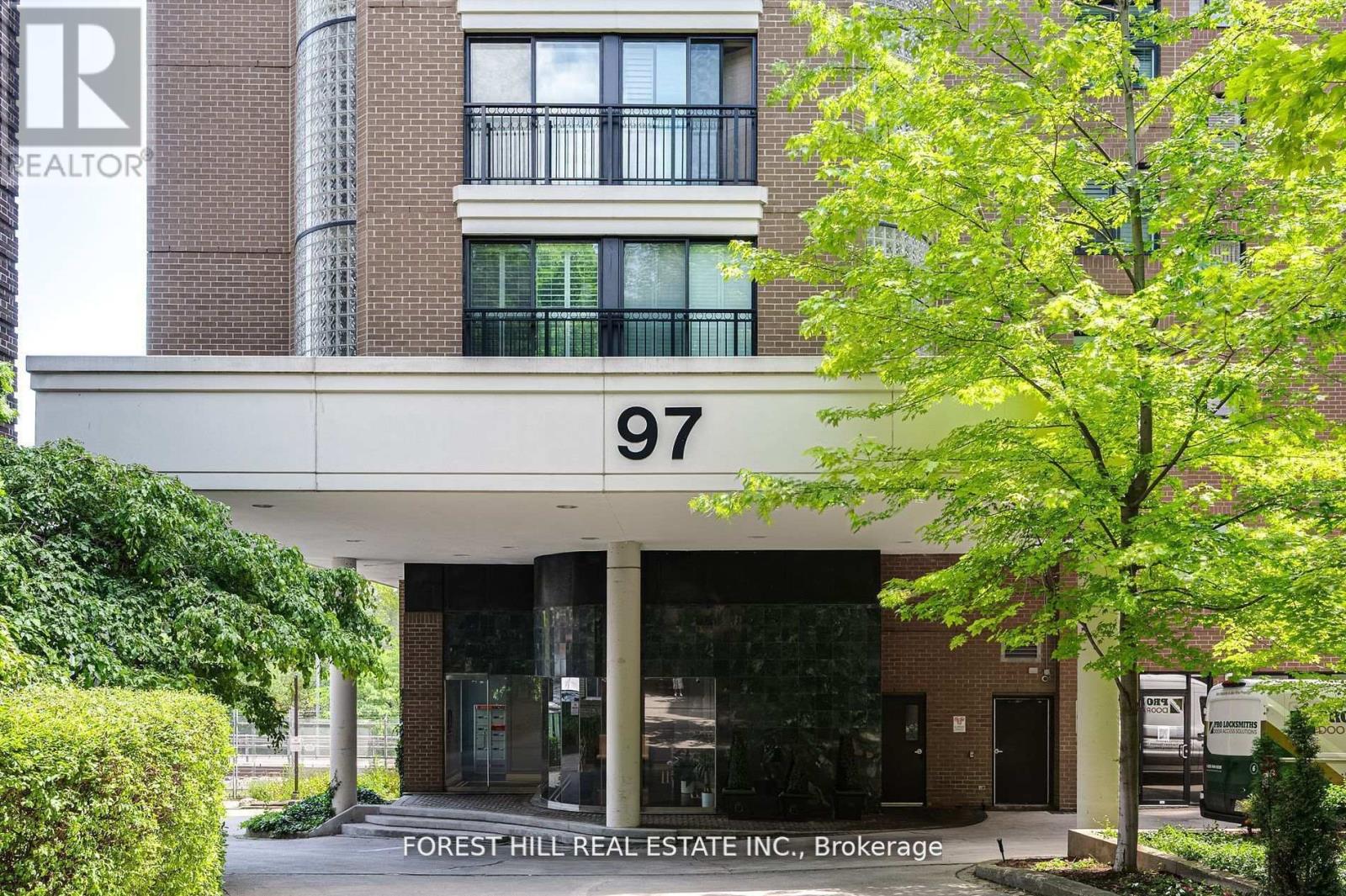 804 - 97 Lawton Boulevard, Toronto (Yonge-St. Clair), Ontario  M4V 1Z6 - Photo 2 - C12417196