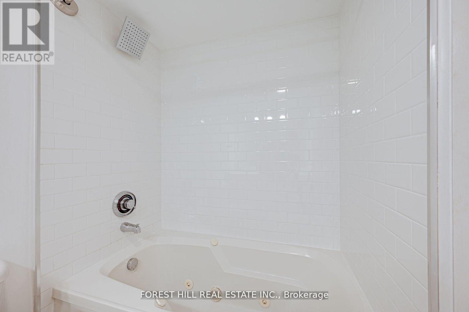 804 - 97 Lawton Boulevard, Toronto (Yonge-St. Clair), Ontario  M4V 1Z6 - Photo 24 - C12417196
