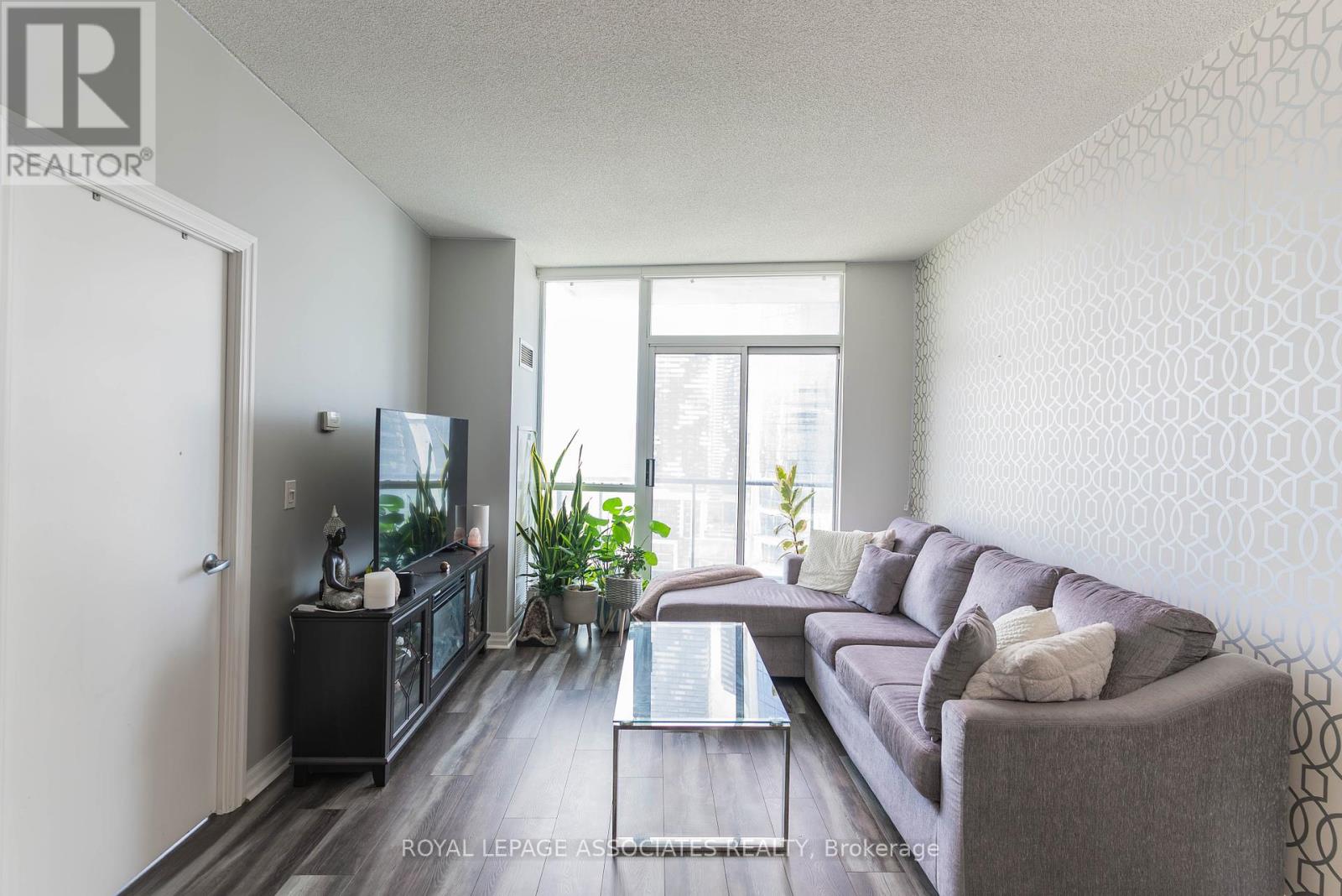 2407 - 16 Yonge Street E, Toronto, Ontario  M5E 2A1 - Photo 11 - C12404865